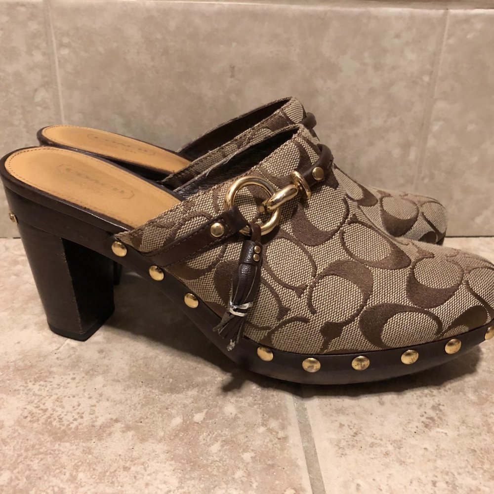 COACH SHASHA MONOGRAMMED PLATFORM HEELED MULES 8.5 - Picture 4 of 15